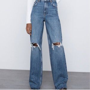 NWOT Zara Full Length Wide Leg Jeans with Knee Rips